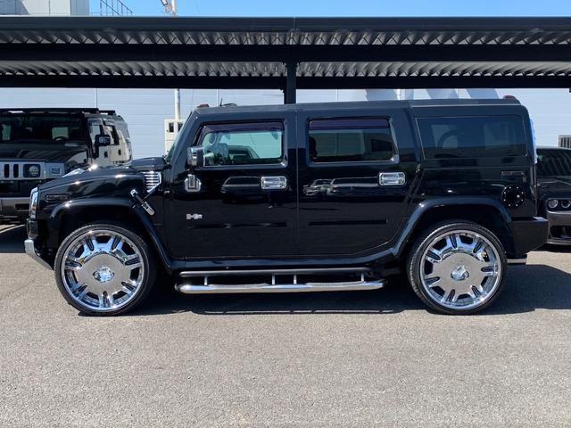 ハマーＨ２ 　新車並行／ＬＥＸＡＮＩ２６インチ／ＣＲＯＳＳ４本出マフラー／本革シート／サンルーフ／実走行／ナビＴＶ／バックカメラ／前後ドラレコ／スモークテール／外装マッチペイント済（12枚目）
