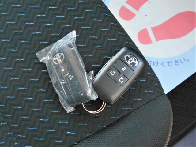 ルーミー カスタムＧ　２ＷＤ　両側電動スライドドア　プッシュスタート　両席シートヒーター　オートエアコン　オートライト　衝突被害軽減システム　アイドリングストップ　横滑り防止機能　盗難防止システム　アダプティブクルーズコントロール　ＬＥＤヘッドライト（24枚目）