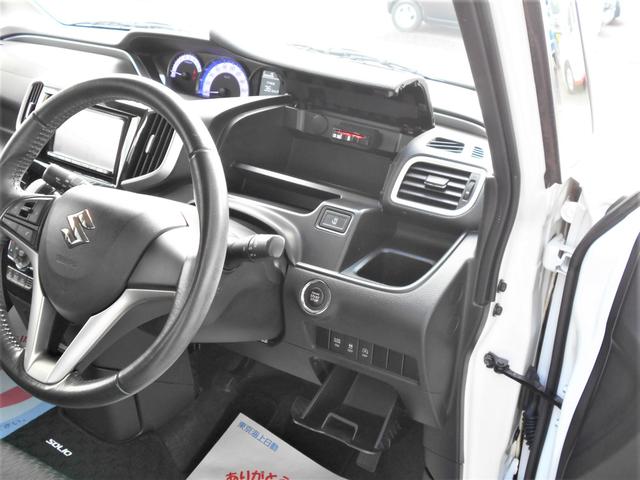 収納スペースもたくさんありますので小物の整理などにもとっても役立ちますね♪