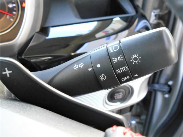 スペーシアカスタム カスタム　ＨＹＢＲＩＤ　ＸＳターボ　４ＷＤ　８インチナビ　バックカメラ　両側電動スライドドア　プッシュスタート　両席シートヒーター　オートエアコン　オートライト　ＥＴＣ　前方ドライブレコーダー　衝突被害軽減システム　アイドリングストップ　横滑り防止機能（14枚目）