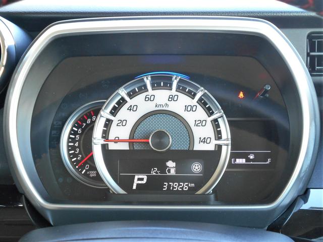 スペーシアカスタム カスタム　ＨＹＢＲＩＤ　ＸＳ　４ＷＤ　ワンセグナビ　ドラレコ　両側電動スライドドア　プッシュスタート　シートヒーター　オートエアコン　オートライト　衝突被害軽減システム　アイドリングストップ　横滑り防止機能　ヘッドアップディスプレイ（6枚目）
