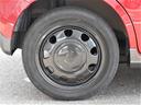純正アルミホイール装着にて足元もバッチリキマってます!おしゃれは足元からって言いますもんね(笑)もちろんスタッドレスタイヤも同時に購入希望の方はお気軽にご相談下さい♪