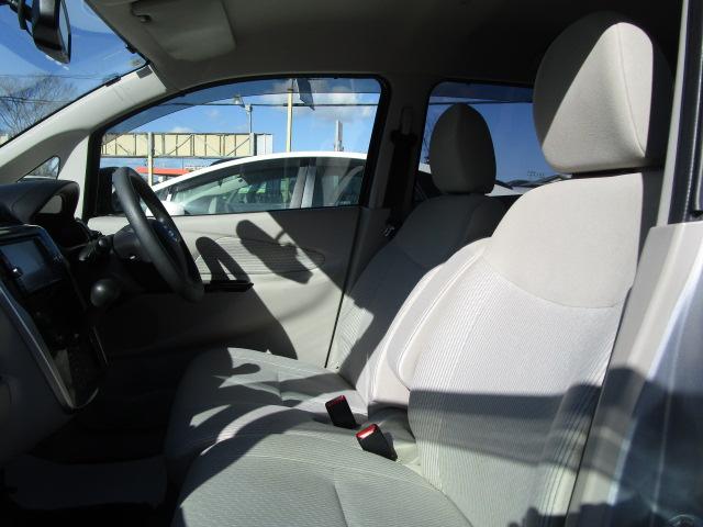 デイズ Ｘ　純正ナビ　フルセグＴＶ　Ｂｌｕｅｔｏｏｔｈ　アラウンドビューモニター　バックカメラ　プッシュスタート　スマートキー　アイドリングストップ　ＥＴＣ（14枚目）