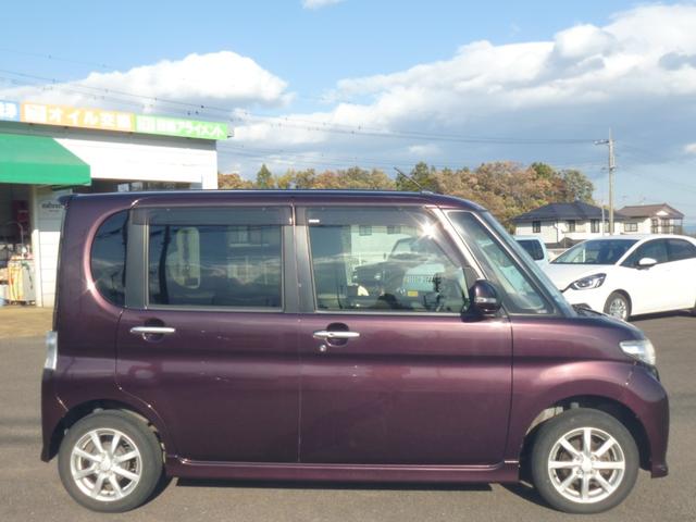 タント カスタムＸスペシャル　左パワースラードドア　オートエアコン　ナビ　フルセグテレビ　バックカメラ　ＥＴＣ　スマートキー　アイドリングストップ　１４インチアルミホイール　エンジンスターター　ＡＢＳ（5枚目）