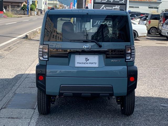 タフト Ｇターボ　ダーククロムベンチャー　届出済未使用車　スマートアシスト　４ＷＤ　バックカメラ　ＨＤＭＩ端子　ＵＳＢ端子　シートヒーター　ＬＥＤヘッドライト・フォグランプ　プッシュスタート　純正ホイール（7枚目）
