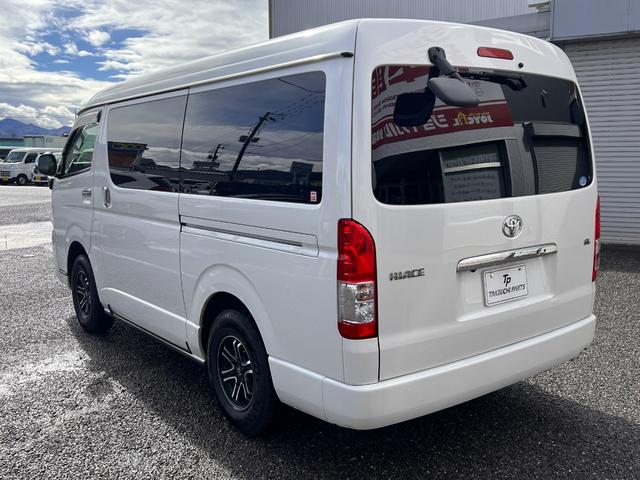 ハイエースワゴン ＧＬ　ＷエアＢ　衝突安全ボディ　Ａライト　４ＷＤ車　ダブルエアコン　キーレスエントリー　１００Ｖ　横滑り防止　ＡＢＳ　パワステ　ドライブレコーダー　オートマチックハイビーム　セキュリティー　定期点検記録簿（10枚目）