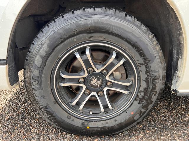 ハイエースワゴン ＧＬ　ＷエアＢ　衝突安全ボディ　Ａライト　４ＷＤ車　ダブルエアコン　キーレスエントリー　１００Ｖ　横滑り防止　ＡＢＳ　パワステ　ドライブレコーダー　オートマチックハイビーム　セキュリティー　定期点検記録簿（35枚目）