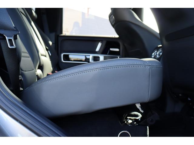 Ｇクラス Ｇ４００ｄ　ＡＭＧライン　Ｇマヌファクトゥーアプログラム　ＡＭＧラインパッケージ　ラグジュアリーパッケージ　１オーナー車　左ハンドル　チタニウムグレーインテリア　純正ドライブレコーダー　ラッピング　ホイールカスタムペイント施工（39枚目）
