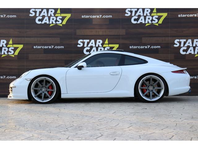 ９１１ ９１１カレラＳ　スポーツクロノＰＫＧ／スポーツステアリング／サンルーフ正規Ｄ車／左Ｈ／レッドレザーインテリア／Ｐｏｗｅｒ　Ｃｒａｆｔ可変バルブマフラー／ＡＤＶ１　２１インチアルミホイール／（10枚目）
