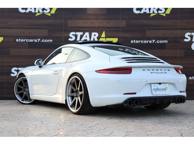 ９１１ ９１１カレラＳ　スポーツクロノＰＫＧ／スポーツステアリング／サンルーフ正規Ｄ車／左Ｈ／レッドレザーインテリア／Ｐｏｗｅｒ　Ｃｒａｆｔ可変バルブマフラー／ＡＤＶ１　２１インチアルミホイール／（16枚目）