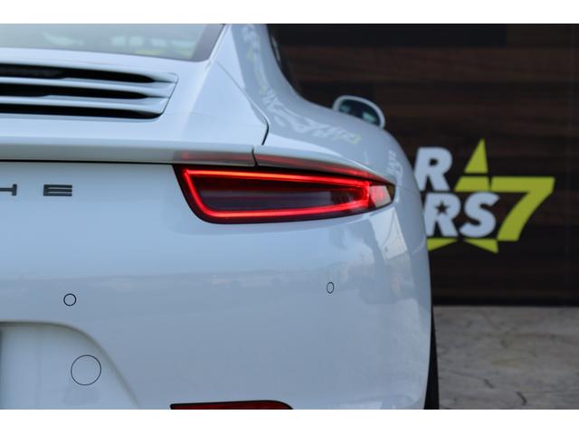 ９１１ ９１１カレラＳ　スポーツクロノＰＫＧ／スポーツステアリング／サンルーフ正規Ｄ車／左Ｈ／レッドレザーインテリア／Ｐｏｗｅｒ　Ｃｒａｆｔ可変バルブマフラー／ＡＤＶ１　２１インチアルミホイール／（21枚目）