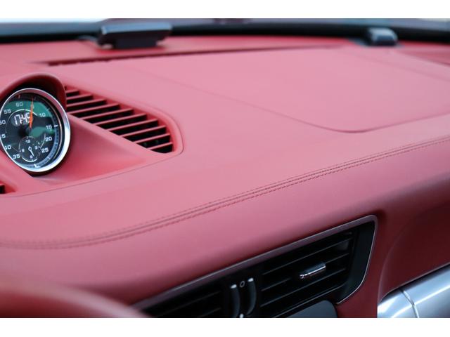 ９１１ ９１１カレラＳ　スポーツクロノＰＫＧ／スポーツステアリング／サンルーフ正規Ｄ車／左Ｈ／レッドレザーインテリア／Ｐｏｗｅｒ　Ｃｒａｆｔ可変バルブマフラー／ＡＤＶ１　２１インチアルミホイール／（34枚目）