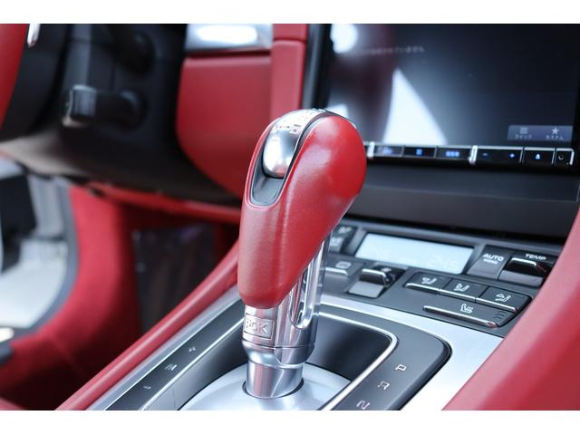 ９１１ ９１１カレラＳ　スポーツクロノＰＫＧ／スポーツステアリング／サンルーフ正規Ｄ車／左Ｈ／レッドレザーインテリア／Ｐｏｗｅｒ　Ｃｒａｆｔ可変バルブマフラー／ＡＤＶ１　２１インチアルミホイール／（44枚目）