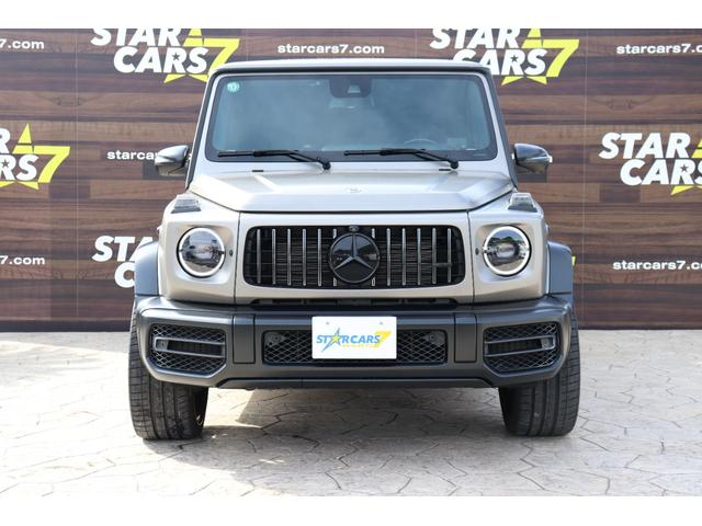 Ｇクラス Ｇ６３　２０ｔｈＡｎｎｉｖｅｒｓａｒｙ／国内１００台限定特別仕様車／左ハンドル／ナイトＰＫＧ／スライディングルーフ／Ｂｕｒｍｅｓｔｅｒサウンド／ＢＲＡＢＵＳマフラー／Ｈｙｐｅｒ　ｆｏｒｇｅｄ２４インチアルミ／（2枚目）