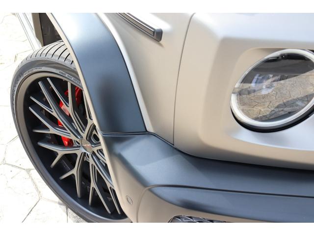 Ｇクラス Ｇ６３　２０ｔｈＡｎｎｉｖｅｒｓａｒｙ／国内１００台限定特別仕様車／左ハンドル／ナイトＰＫＧ／スライディングルーフ／Ｂｕｒｍｅｓｔｅｒサウンド／ＢＲＡＢＵＳマフラー／Ｈｙｐｅｒ　ｆｏｒｇｅｄ２４インチアルミ／（8枚目）