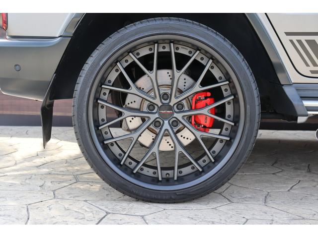 Ｇクラス Ｇ６３　２０ｔｈＡｎｎｉｖｅｒｓａｒｙ／国内１００台限定特別仕様車／左ハンドル／ナイトＰＫＧ／スライディングルーフ／Ｂｕｒｍｅｓｔｅｒサウンド／ＢＲＡＢＵＳマフラー／Ｈｙｐｅｒ　ｆｏｒｇｅｄ２４インチアルミ／（10枚目）