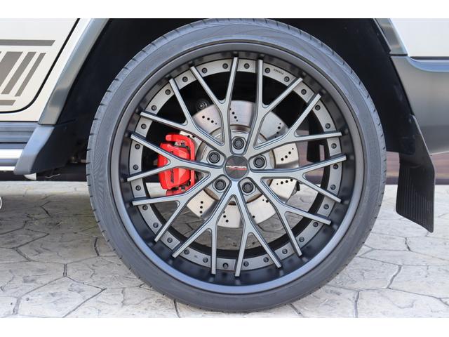 Ｇクラス Ｇ６３　２０ｔｈＡｎｎｉｖｅｒｓａｒｙ／国内１００台限定特別仕様車／左ハンドル／ナイトＰＫＧ／スライディングルーフ／Ｂｕｒｍｅｓｔｅｒサウンド／ＢＲＡＢＵＳマフラー／Ｈｙｐｅｒ　ｆｏｒｇｅｄ２４インチアルミ／（14枚目）