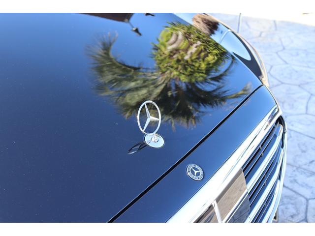 Ｓクラス Ｓ５００　４マチックロング　ファースト　エディション　屋内保管　リアコンフォート　リアエンターティメント　Ｂｕｒｍｅｓｔｅｒサウンドシステム　パノラマサンルーフ　ダイナミックシート　パフュームアトマイザー　禁煙車（5枚目）
