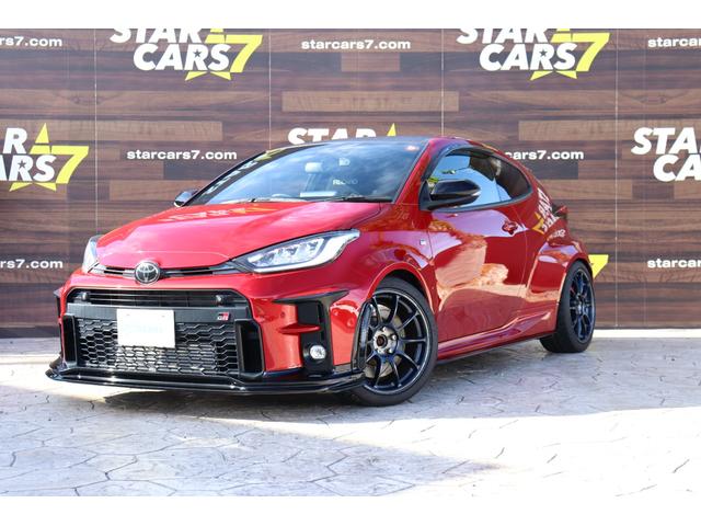 ＧＲヤリス ＲＺ　ハイパフォーマンス　ファースト　エディション　ＧＲエアロキット　ＲＥＣＡＲＯ２脚　ＦＵＪＩＳＵＢＯマフラー　ＶｏｌｋＲａｃｉｎｇ１８インチアルミ　ＪＢＬサウンド　ＢＬＩＴＺエアクリーナー　ＢＬＩＴＺスロコン　純正ＯＰマーブル柄カーボンルーフ（10枚目）