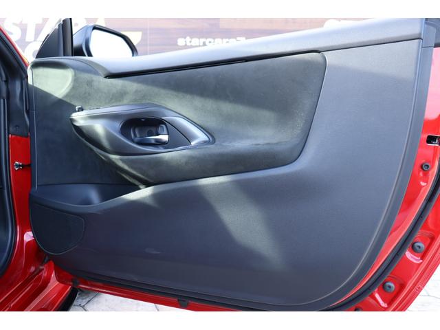 ＧＲヤリス ＲＺ　ハイパフォーマンス　ファースト　エディション　ＧＲエアロキット　ＲＥＣＡＲＯ２脚　ＦＵＪＩＳＵＢＯマフラー　ＶｏｌｋＲａｃｉｎｇ１８インチアルミ　ＪＢＬサウンド　ＢＬＩＴＺエアクリーナー　ＢＬＩＴＺスロコン　純正ＯＰマーブル柄カーボンルーフ（42枚目）