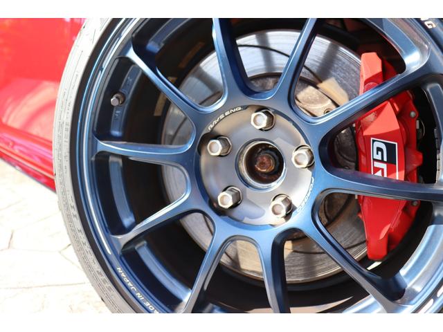 ＧＲヤリス ＲＺ　ハイパフォーマンス　ファースト　エディション　ＧＲエアロキット　ＲＥＣＡＲＯ２脚　ＦＵＪＩＳＵＢＯマフラー　ＶｏｌｋＲａｃｉｎｇ１８インチアルミ　ＪＢＬサウンド　ＢＬＩＴＺエアクリーナー　ＢＬＩＴＺスロコン　純正ＯＰマーブル柄カーボンルーフ（50枚目）