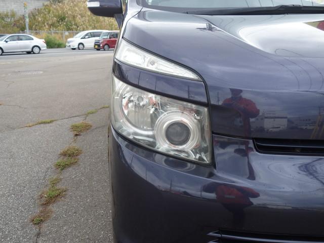 Z 8人 4WD 寒冷地仕様 左電動スライドドア HDDナビ フルセグTV バックカメラ HID ETC キーレス DVD再生 ナビTV 地デジ パワースライドドア 4WD AC アルミ バックモニター リモコンキー(32枚目)