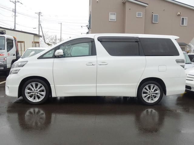 2.4 Z 7人 4WD 両側電動スライドドア HDDナビ TV フリップダウンモニター B/F/Sカメラ HID キーフリー コーナーセンサー 横滑り防止機能 MTモード付AT カーテン オートライト ステアリングスイッチ(23枚目)