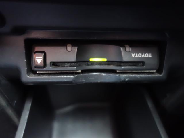 2.4 Z 7人 4WD 両側電動スライドドア HDDナビ TV フリップダウンモニター B/F/Sカメラ HID キーフリー コーナーセンサー 横滑り防止機能 MTモード付AT カーテン オートライト ステアリングスイッチ(40枚目)
