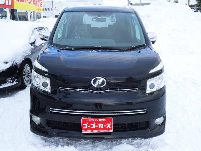 ZS 煌II 8人 4WD 両側電動スライドドア HDDナビ バックカメラ ワンセグTV CD/DVD フリップダウンモニター 横滑り防止機能 前後ドライブレコーダー パドルシフト ETC スマートキー プッシュスタート HID(3枚目)