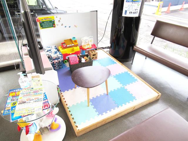 L 4WD フロントガラス熱線 両側パワースライドドア HDDナビ バックカメラ フルセグTV CD/DVD再生 AM/FM ETC キーレスエントリー 電動格納ミラー マット バイザー タイミングチェーン(27枚目)