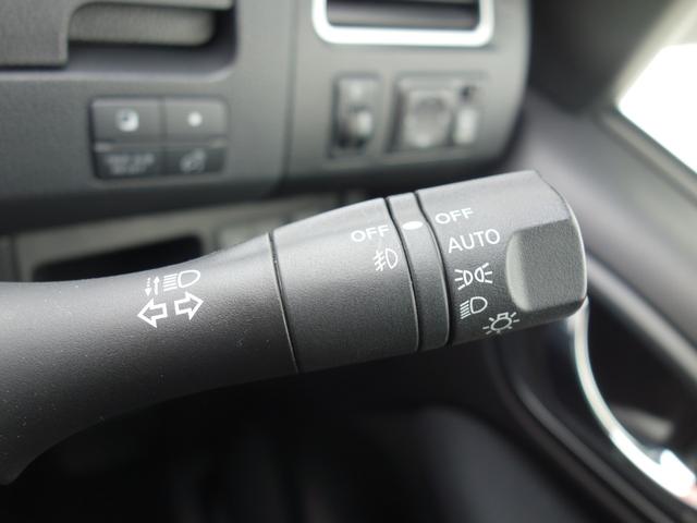 セレナ ハイウェイスター　Ｖセレクション　４ＷＤ　両側電動スライドドア　横滑り防止装置　バックカメラ　純正ＳＤナビ　フルセグＴＶ　ＣＤ／ＤＶＤ　アイドリングストップ　クルーズコントロール　ＥＴＣ　スマートキー　電動格納ミラー　フォグランプ　フルエアロ（26枚目）
