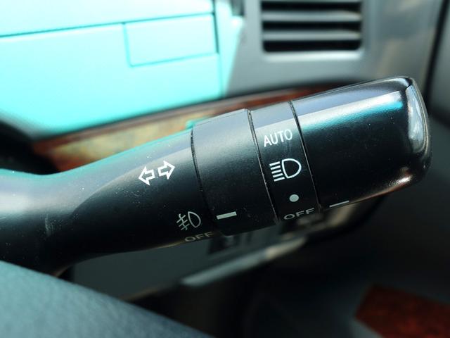 エスティマ ２．４アエラス　Ｇエディション　４ＷＤ　両側電動スライドドア　バックカメラ　純正ＨＤＤナビ　フルセグＴＶ　ＣＤ／ＤＶＤ再生　ステアリングスイッチ　クルーズコントロール　切替式４ＷＤ　ＥＴＣ　スマートキー　ＨＩＤヘッドライト　フォグランプ（23枚目）