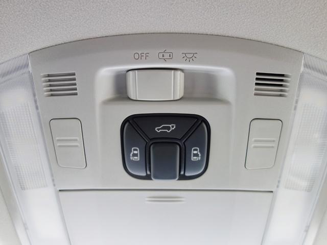 ヴェルファイア ２．４Ｚ　プラチナセレクションＩＩ　４ＷＤ　横滑り防止装置　両側電動スライドドア　バックカメラ　社外ＨＤＤナビ　後席モニター　ステアリングスイッチ　クリアランスソナー　スマートキー　ＥＴＣ　ＨＩＤヘッドライト　フォグランプ　ドライブレコーダー（13枚目）