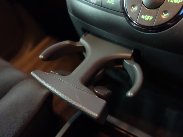 エスティマ 2.4アエラス Gエディション 4WD 両側電動スライドドア バックカメラ 純正HDDナビ フルセグTV CD/DVD再生 ステアリングスイッチ クルーズコントロール MTモード付 切替式4WD ETC スマートキー HID フォグランプ(20枚目)