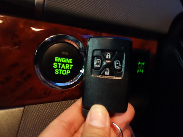 エスティマ 2.4アエラス Gエディション 4WD 両側電動スライドドア バックカメラ 純正HDDナビ フルセグTV CD/DVD再生 ステアリングスイッチ クルーズコントロール MTモード付 切替式4WD ETC スマートキー HID フォグランプ(26枚目)