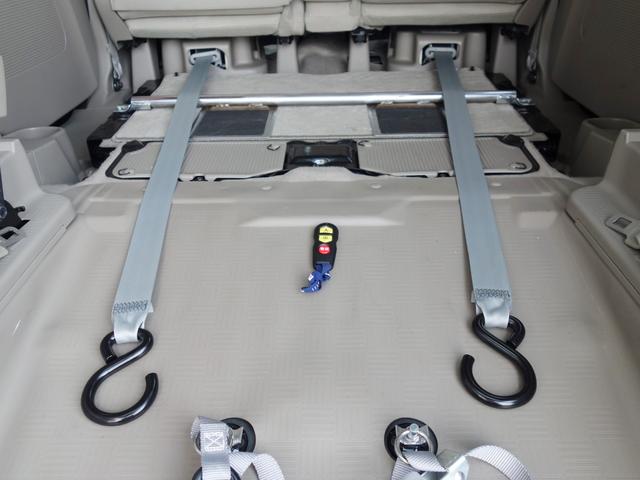 Ｎ－ＢＯＸ＋ Ｇ　車いす仕様車　リアシート無しタイプ　４ＷＤ　福祉車両　車椅子移動車（ウインチリモコン付き）　電動ウインチ　横滑り防止装置　シートヒーター（運転席・助手席）　社外ＳＤナビ　ワンセグＴＶ　ＣＤ再生　キーレスエントリー　電動格納ミラー　ミラーヒーター（13枚目）