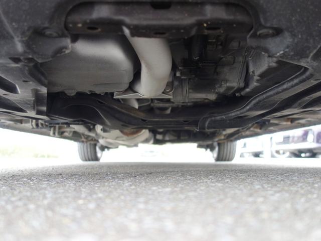 オデッセイ アブソルート・ＥＸ　４ＷＤ　両側電動スライドドア　横滑り防止装置　全方位カメラ　純正メモリーナビ　フルセグＴＶ　ＥＴＣ　アイドリングストップ　クルーズコントロール　パドルシフト　スマートキー　ＬＥＤヘッドライト　フォグランプ（40枚目）