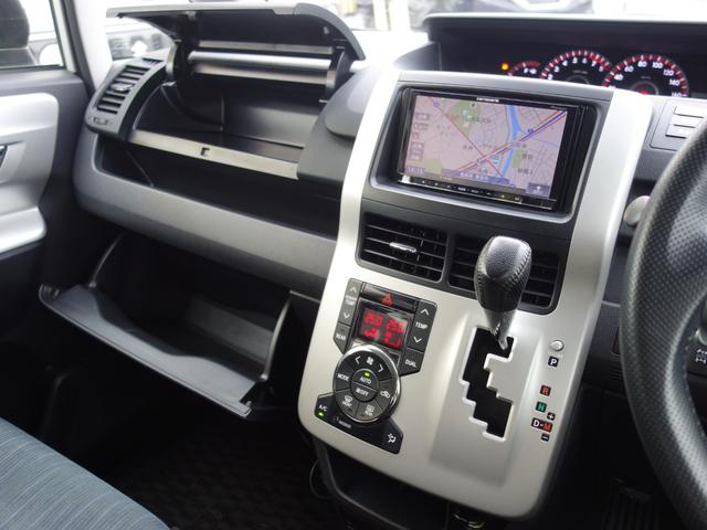 ヴォクシー ＺＳ　煌　４ＷＤ　寒冷地仕様　フロントガラス熱線　両側電動スライドドア　バックカメラ　社外メモリーナビ　フルセグＴＶ　ＥＴＣ　パドルシフト　スマートキー　ＨＩＤヘッドライト　フォグランプ　ドライブレコーダー（13枚目）