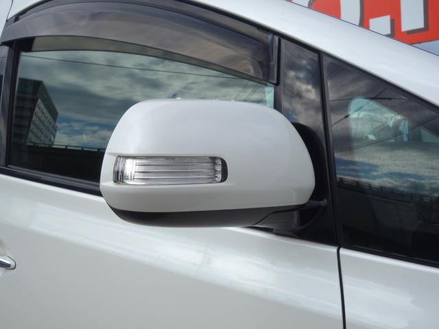 ヴェルファイア ２．４Ｚ　プラチナセレクションＩＩ　４ＷＤ　横滑り防止装置　両側電動スライドドア　バックカメラ　純正ＨＤＤナビ　フルセグＴＶ　ＣＤ／ＤＶＤ　後席フリップダウンモニター　クリアランスソナー　スマートキー　ＥＴＣ　ＨＩＤヘッドライト　フォグランプ（36枚目）