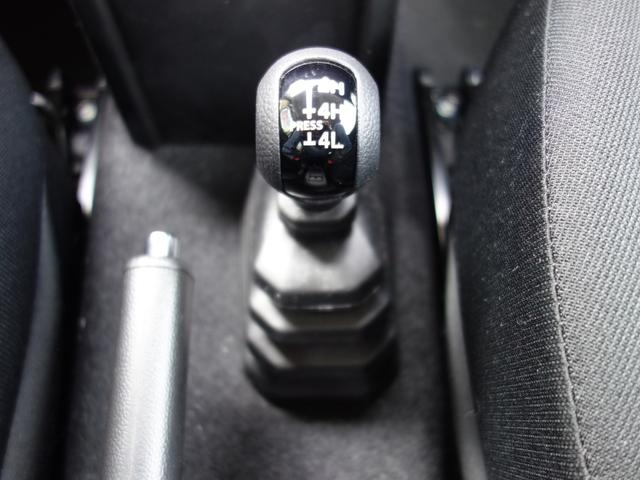 ジムニー XC 4WD 軽自動車 SUV 届出済未使用車 横滑り防止 シートヒーター アイドリングストップ クルーズコントロール クリアランスソナー スマートキー LEDヘッドライト・フォグランプ スズキセーフティサポート(19枚目)