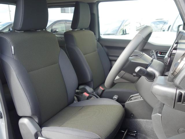 ジムニー XC 4WD 軽自動車 SUV  届出済未使用車 横滑り防止装置 シートヒーター アイドリングストップ クルーズコントロール クリアランスソナー スマートキー ミラーヒーター LEDヘッドライト・フォグランプ(9枚目)
