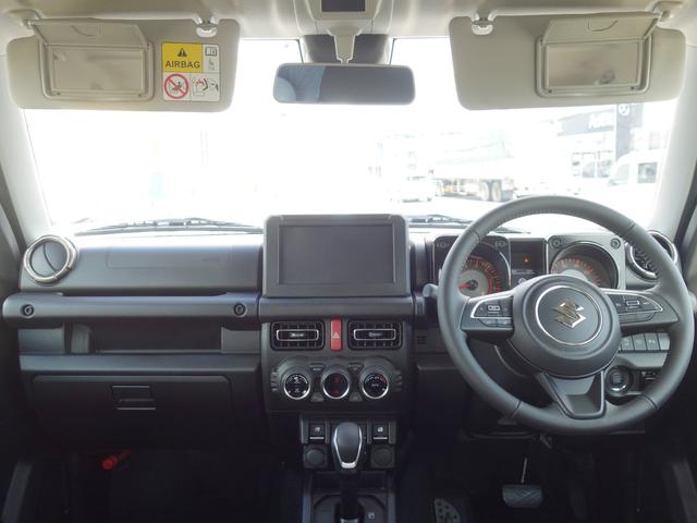ジムニー XC 4WD 軽自動車 SUV  届出済未使用車 横滑り防止装置 シートヒーター アイドリングストップ クルーズコントロール クリアランスソナー スマートキー ミラーヒーター LEDヘッドライト・フォグランプ(13枚目)