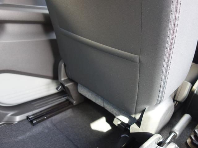 ジムニー XC 4WD 軽自動車 SUV  届出済未使用車 横滑り防止装置 シートヒーター アイドリングストップ クルーズコントロール クリアランスソナー スマートキー ミラーヒーター LEDヘッドライト・フォグランプ(30枚目)