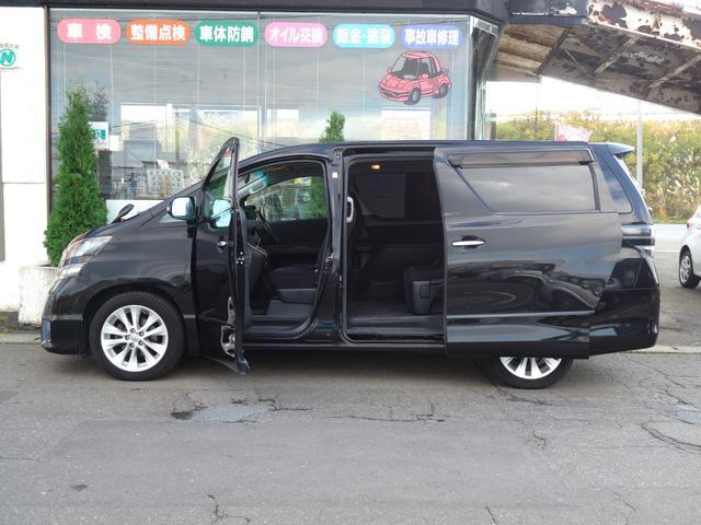 ヴェルファイア 2.4Z プラチナムセレクション 4WD 横滑り防止装置 両側電動スライドドア バックカメラ 社外HDDナビ フルセグTV CD/DVD 後席フリップダウンモニター クリアランスソナー スマートキー ETC HIDヘッドライト フォグランプ(8枚目)