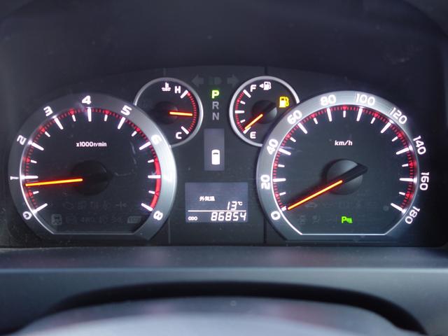 ヴェルファイア 2.4Z プラチナムセレクション 4WD 横滑り防止装置 両側電動スライドドア バックカメラ 社外HDDナビ フルセグTV CD/DVD 後席フリップダウンモニター クリアランスソナー スマートキー ETC HIDヘッドライト フォグランプ(22枚目)