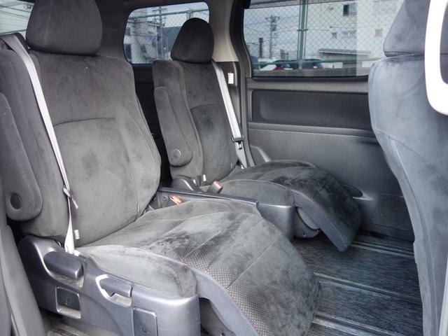 ヴェルファイア 2.4Z プラチナムセレクション 4WD 横滑り防止装置 両側電動スライドドア バックカメラ 社外HDDナビ フルセグTV CD/DVD 後席フリップダウンモニター クリアランスソナー スマートキー ETC HIDヘッドライト フォグランプ(29枚目)