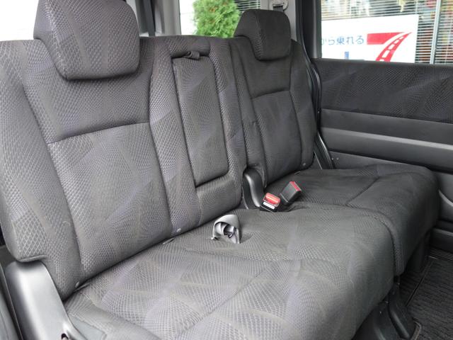 ステップワゴンスパーダ Z 4WD フロントガラス熱線 横滑り防止装置 両側電動スライドドア バックカメラ 社外メモリーナビ ワンセグTV CD/DVD ETC パドルシフト HID フォグランプ スマートキー ミラーヒーター(29枚目)