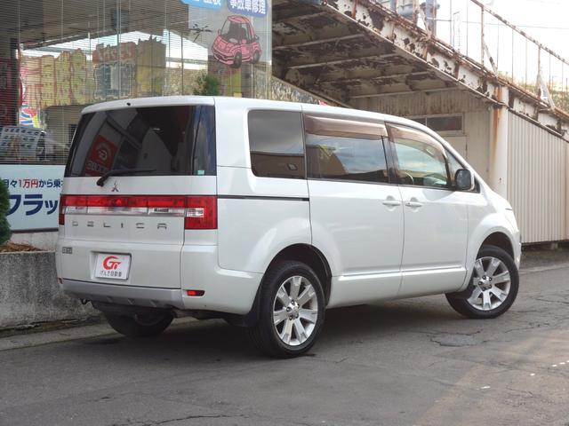 デリカＤ：５ Ｇ　ナビパッケージ　４ＷＤ　ＳＵＶ　左側電動スライドドア　バックカメラ　フロントカメラ　サイドカメラ　純正ＨＤＤナビ　ワンセグＴＶ　ＣＤ／ＤＶＤ再生　ミュージックサーバー　クルーズコントロール　パドルシフト　スマートキー　ＥＴＣ（2枚目）