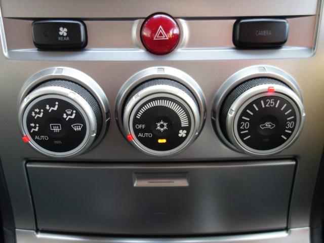 デリカＤ：５ Ｇ　ナビパッケージ　４ＷＤ　ＳＵＶ　左側電動スライドドア　バックカメラ　フロントカメラ　サイドカメラ　純正ＨＤＤナビ　ワンセグＴＶ　ＣＤ／ＤＶＤ再生　ミュージックサーバー　クルーズコントロール　パドルシフト　スマートキー　ＥＴＣ（17枚目）