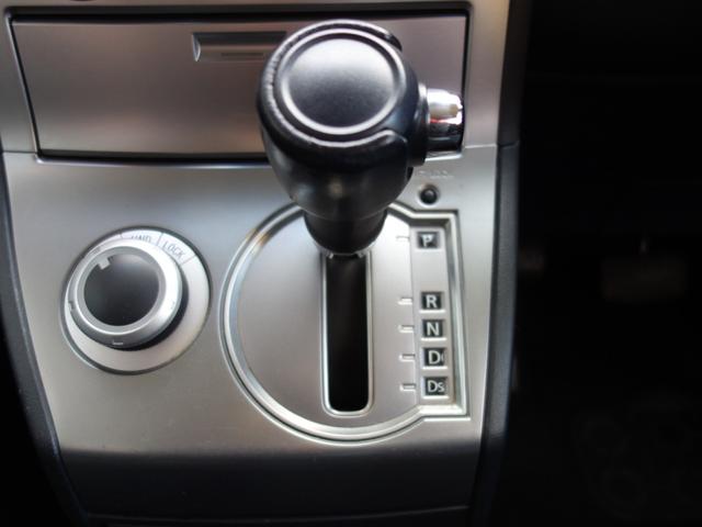 デリカＤ：５ Ｇ　ナビパッケージ　４ＷＤ　ＳＵＶ　左側電動スライドドア　バックカメラ　フロントカメラ　サイドカメラ　純正ＨＤＤナビ　ワンセグＴＶ　ＣＤ／ＤＶＤ再生　ミュージックサーバー　クルーズコントロール　パドルシフト　スマートキー　ＥＴＣ（18枚目）